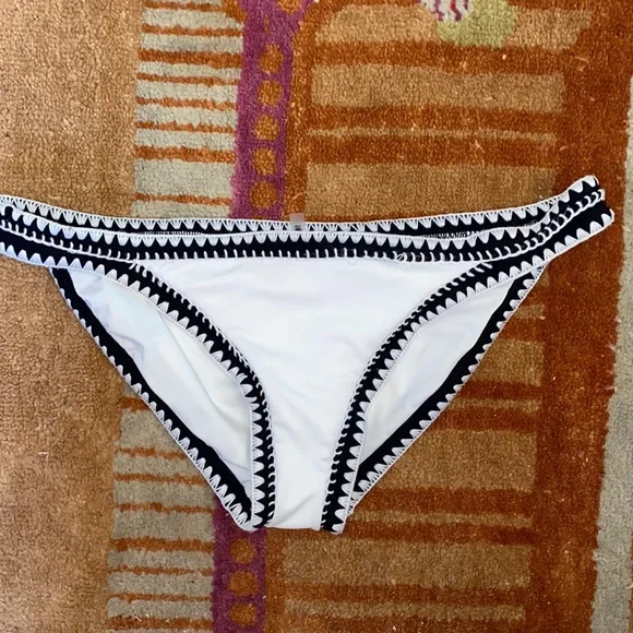 Seafolly summer vibe hipster bikini bottoms white black US 12 - Picture 3 of 8